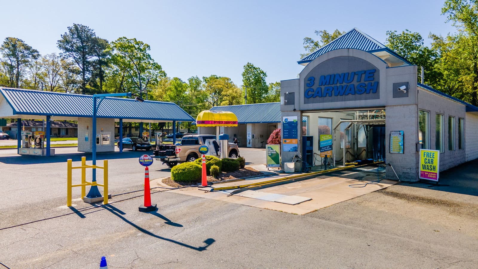 Splash Car Wash in Little Rock, AR