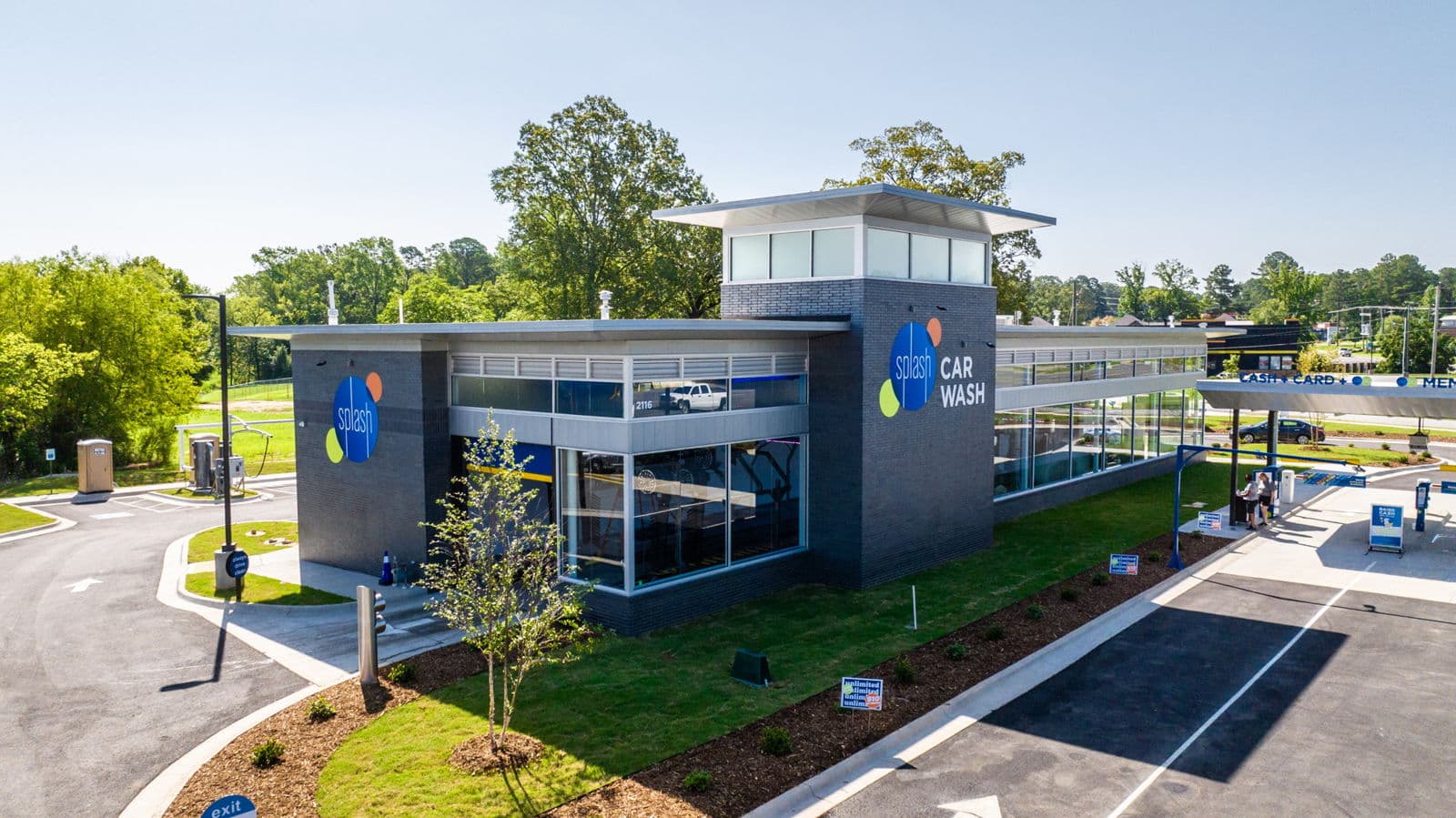 Splash Car Wash in Bryant, AR