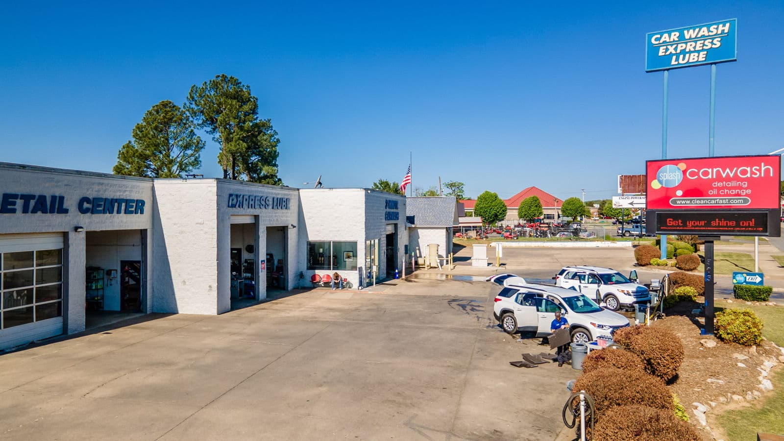 Splash Car Wash in Conway, AR